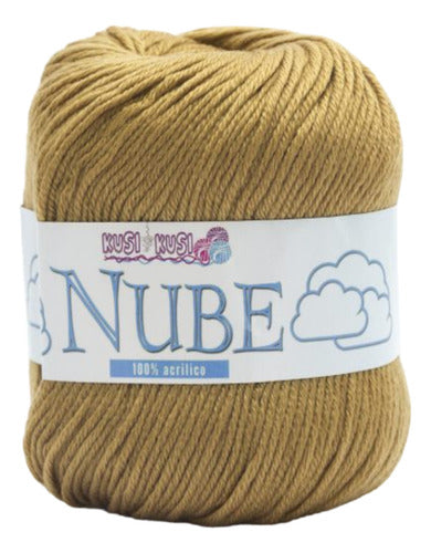 Lana Nube Acrilica Madeja De 50 Gramos 125 Metros